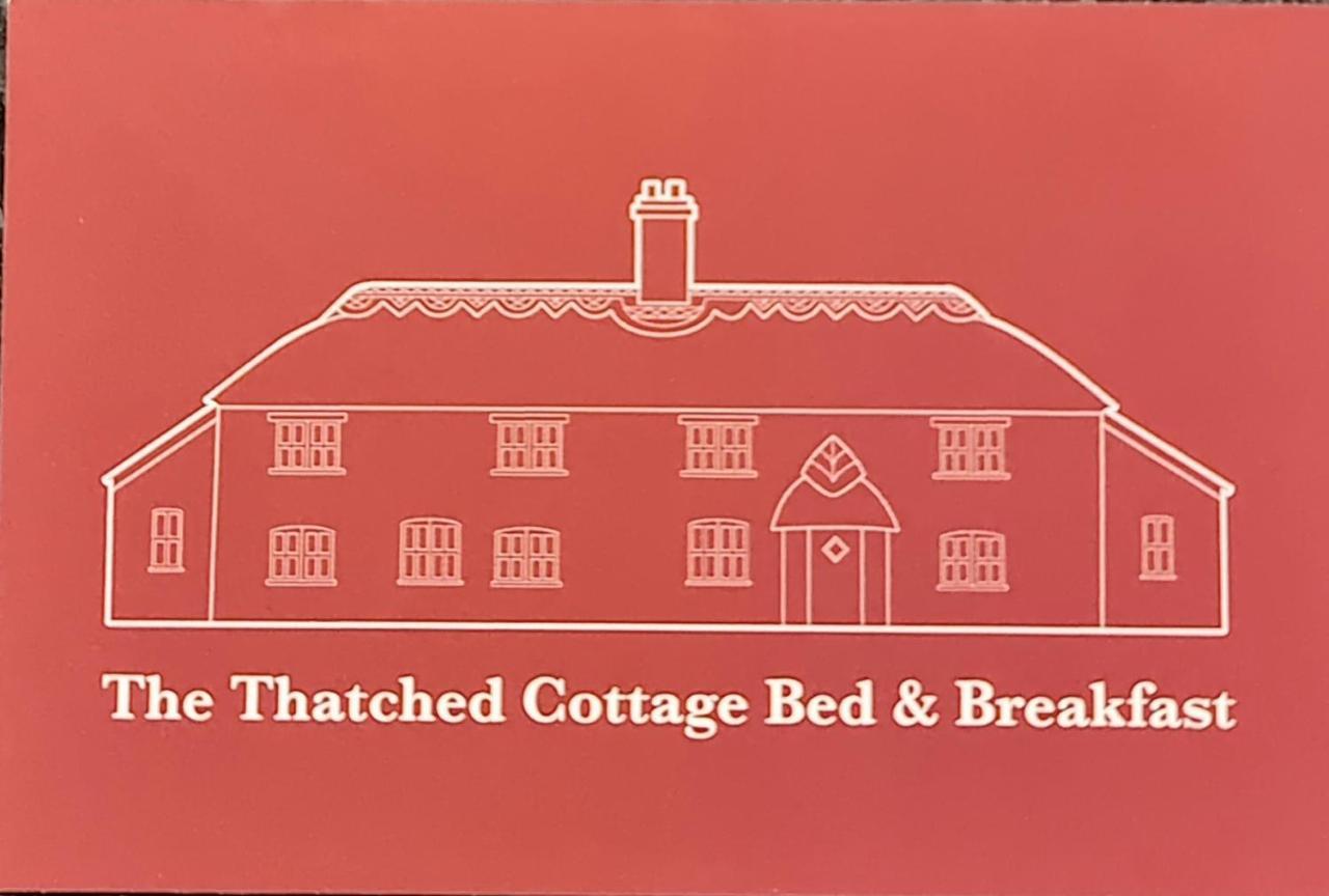 Thatched Cottage Brockenhurst Exterior photo